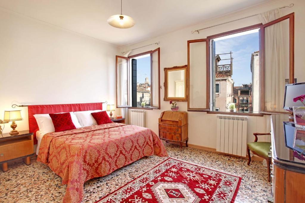 Grimaldi Apartments Cannaregio Wenecja Pokój zdjęcie